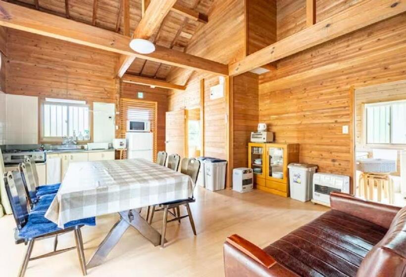 Pensió ウッドペッカー小径