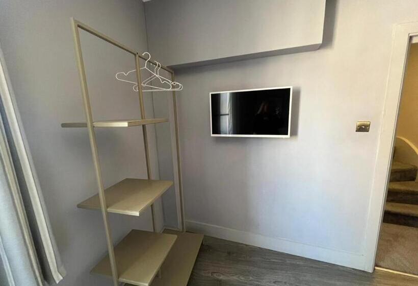 Petticoat Accommodations