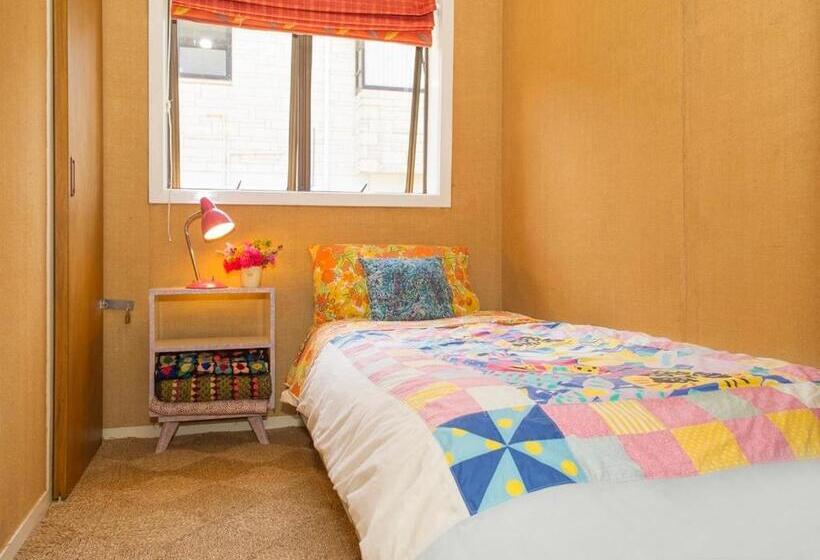 Vintage Pohutukawa   Whangamata Bach