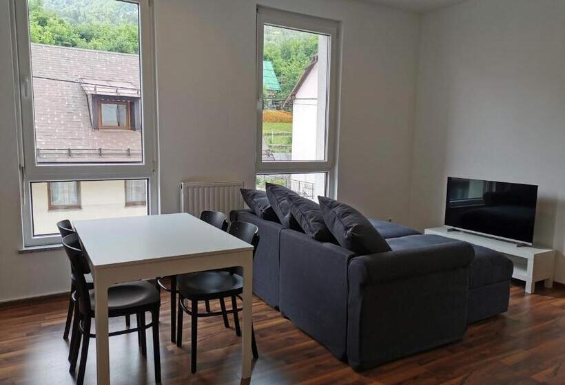 Apartma Valan