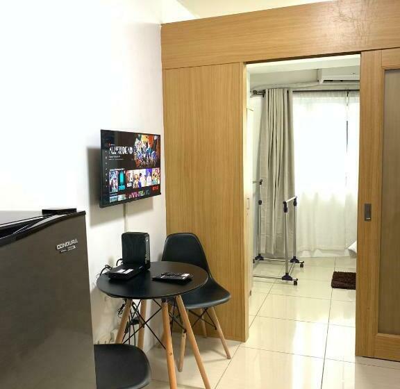 Cozy Crib Shell Residences Condominium