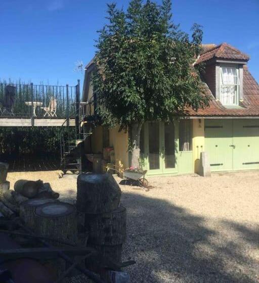 The Annexe