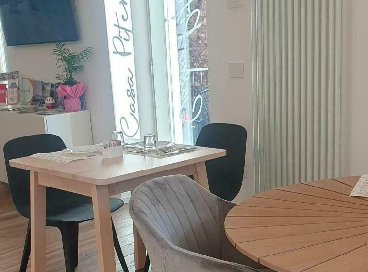 تختخواب و صبحانه Casa Pitem