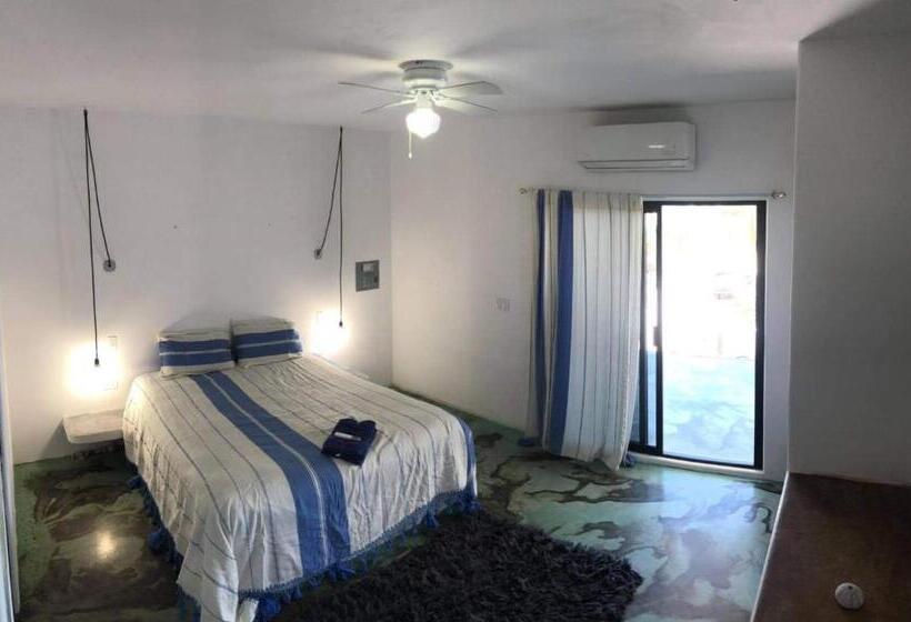 هتل Casa Arrecife   Dorado Suite, Fast Wifi & Balcony! Beach Is Steps Away!