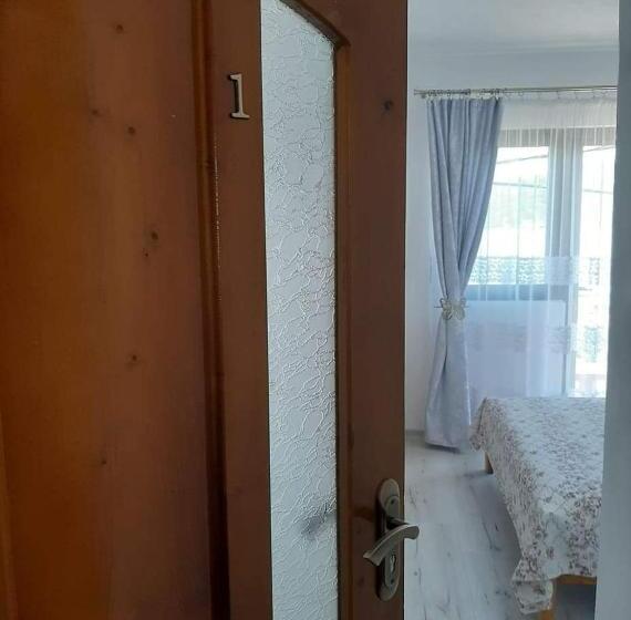 پانسیون Casa Dalys
