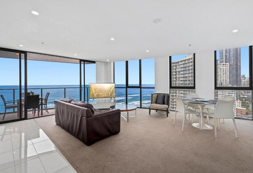Rhapsody Surfers Paradise Beachfront Sleeps 6   Optimise Bnb