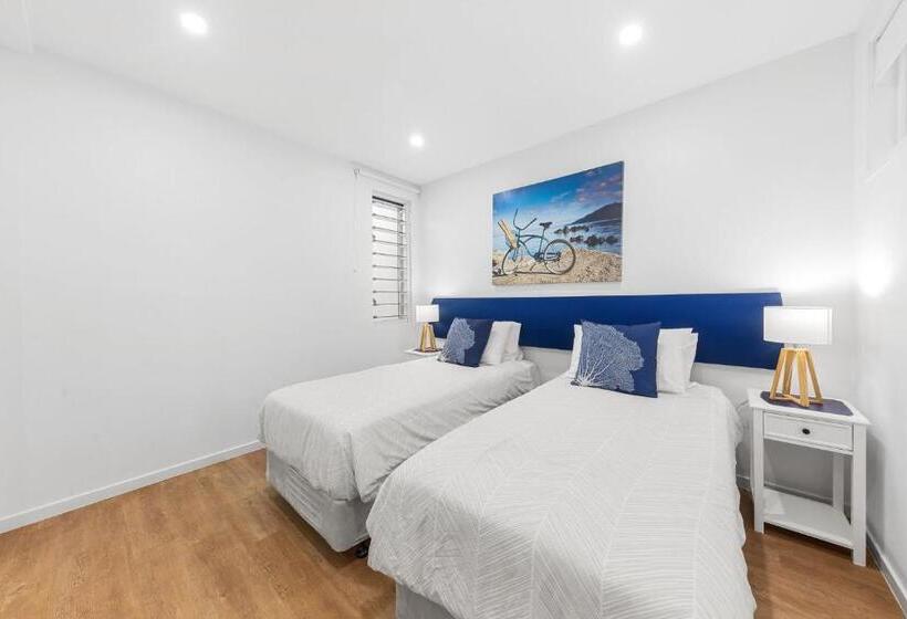 Waves Beach House
