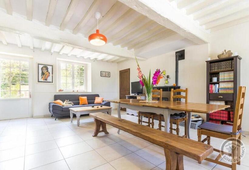 مبيت وإفطار Les Hirondelles Bleues