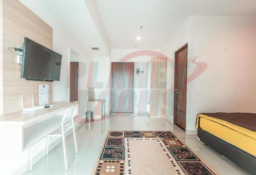 هتل 8rooms At Grand Kamala Lagoon