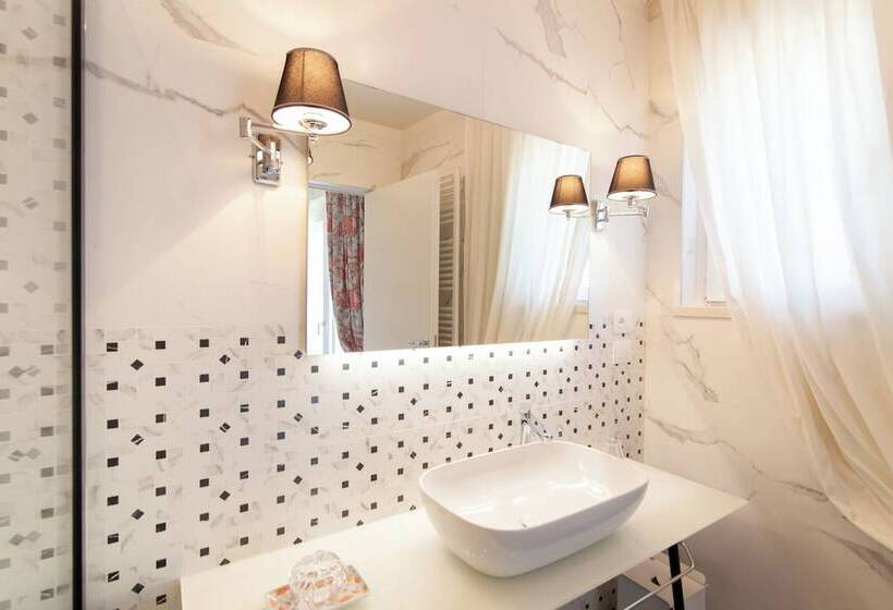 هتل Villa Francesca Relais