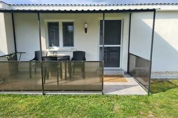 Melanie Apartman 2