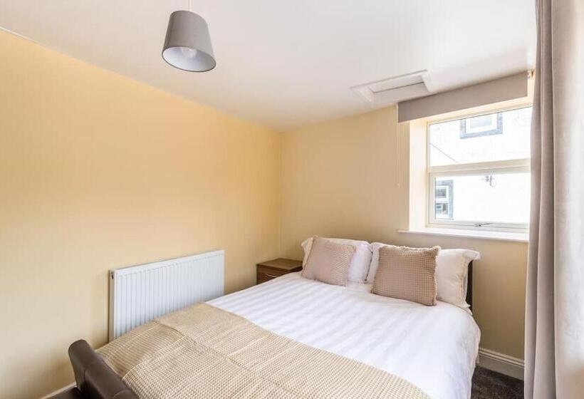 Milo S Place Is A Home From Home