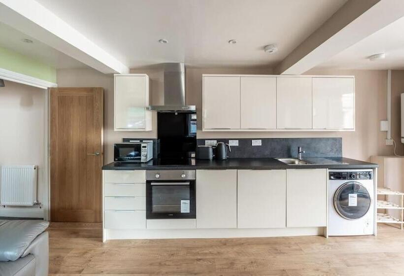 Milo S Place Is A Home From Home