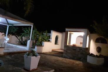 Residence Rosa Blu