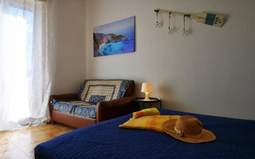 Rooms Guitgia