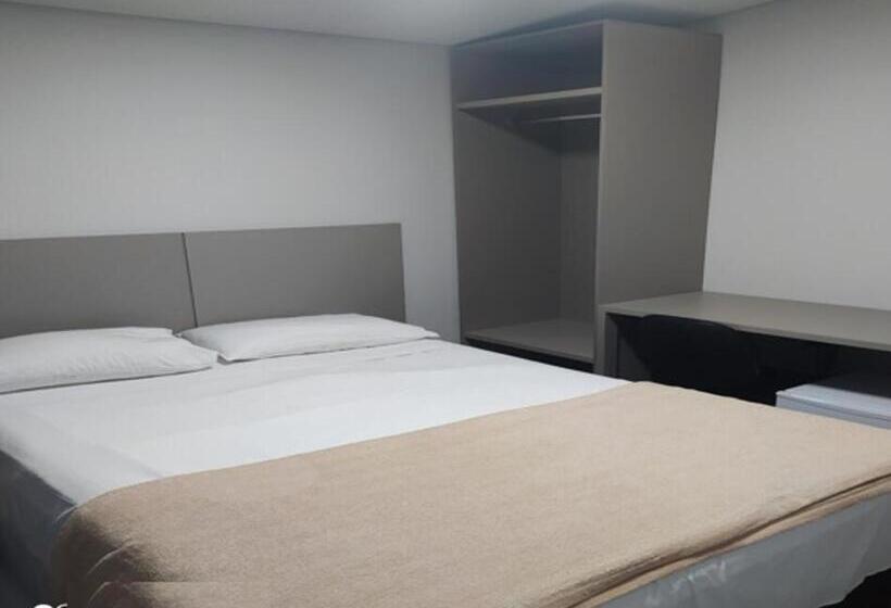 Front Hotel Expominas