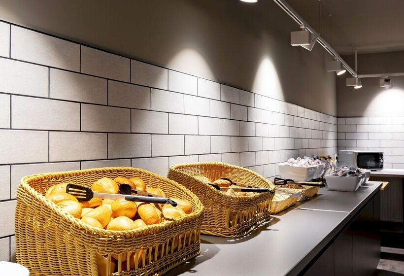 فندق a&o Stuttgart City