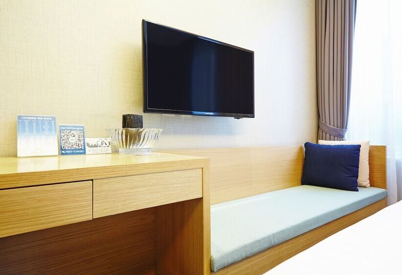 Days Hotel By Wyndham Seoul Myeongdong