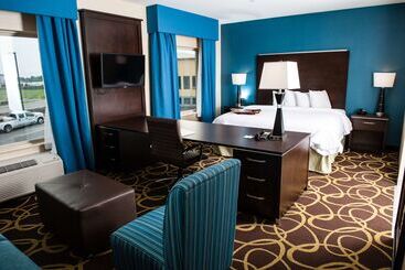 هتل Hampton Inn & Suites By Hilton Regina East Gate