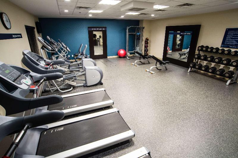 هتل Hampton Inn & Suites By Hilton Regina East Gate