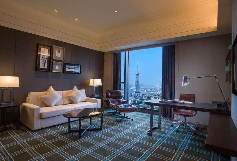 هتل Hilton Changzhou