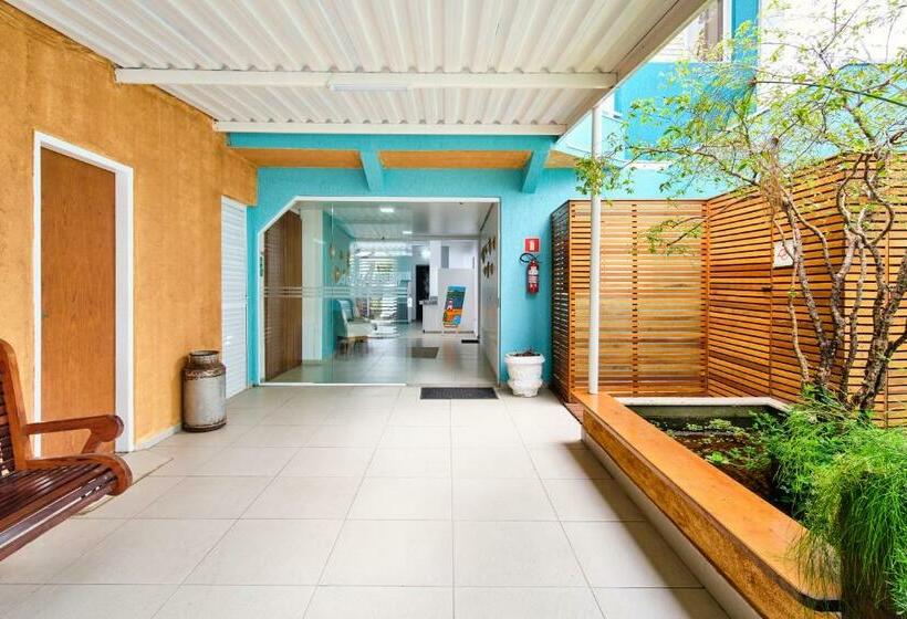 تختخواب و صبحانه Green Haven Residence