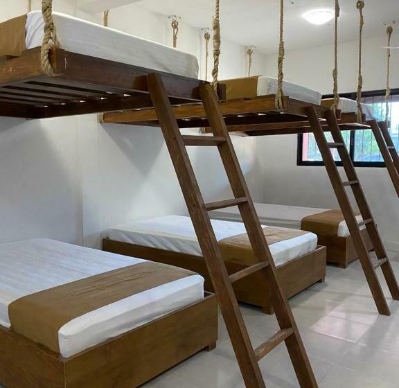هتل Xibalba In Town Hostel