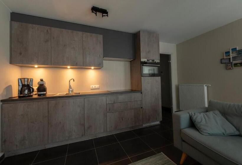 Sea Rent 1   Inclusief Garagebox