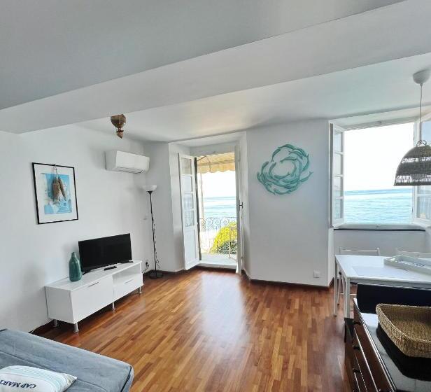 Un Terrazzino Sul Lungomare