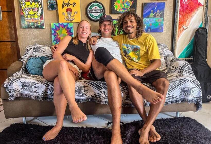 هاستل Canoa Roots Camping