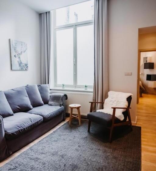 Central And Cozy In Brussels