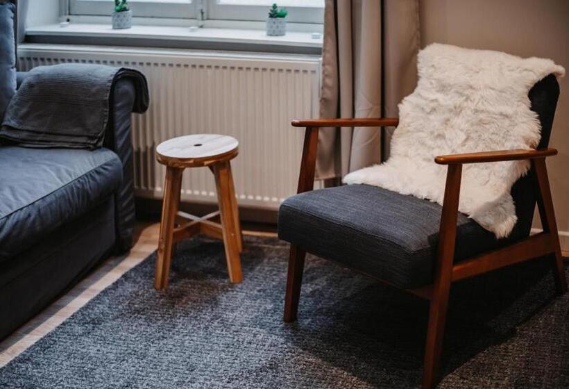 Central And Cozy In Brussels