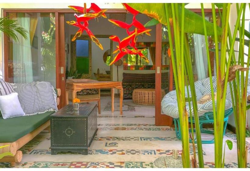 هتل Sriyana Uluwatu