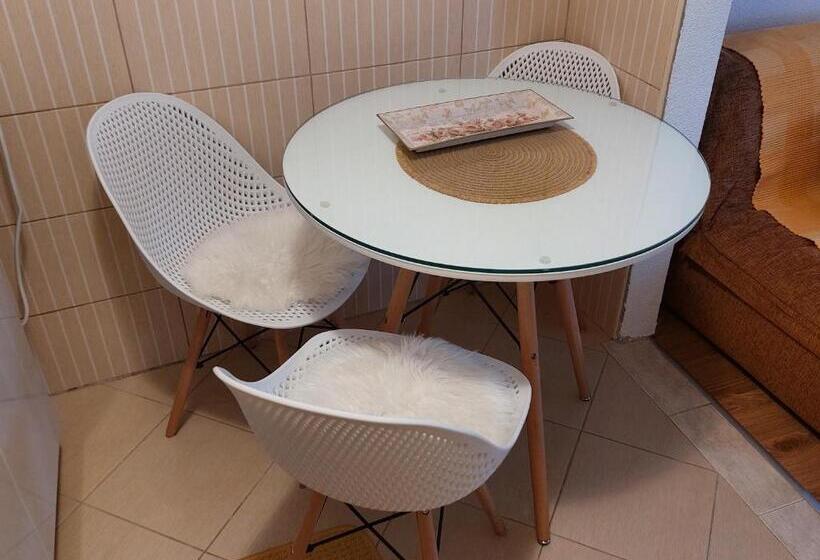 Ljubovic Apartman