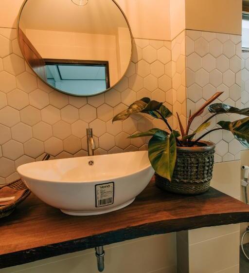 تختخواب و صبحانه Banya Bnb ที่พักบ้านย่าบีแอนด์บี เมืองประจวบฯ