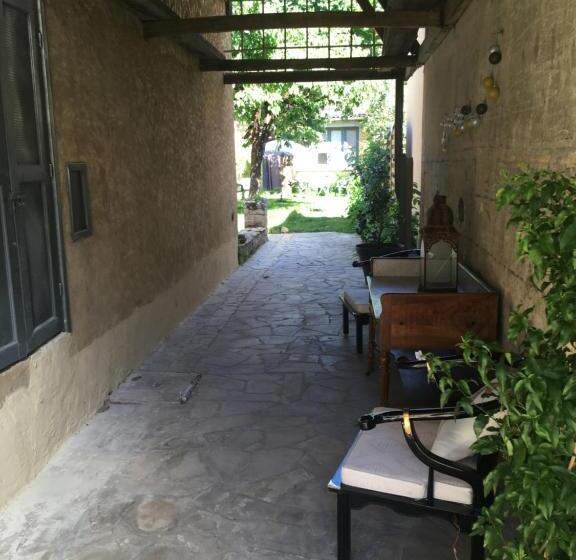 تختخواب و صبحانه Un Jardin En Ville