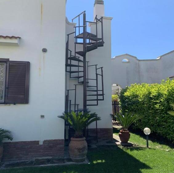 تختخواب و صبحانه Villa Ninni
