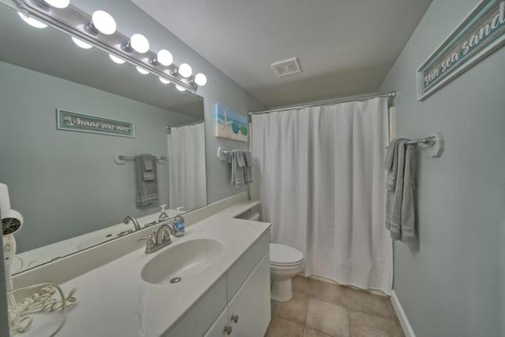 Deluxe Beachfront Studio, Shores Of Panama New And Renovated