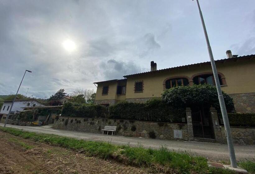 بنسيون Casa Degli Eroi