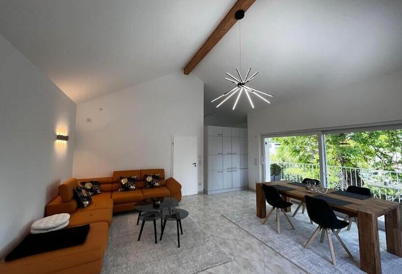 Schöne 110 Qm Große Moderne Und Helle Wohnung