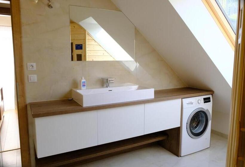 Apartmány Valča