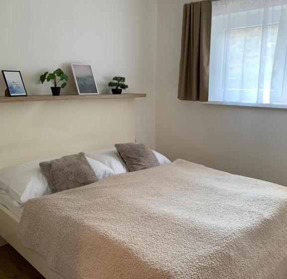 Apartmány Valča
