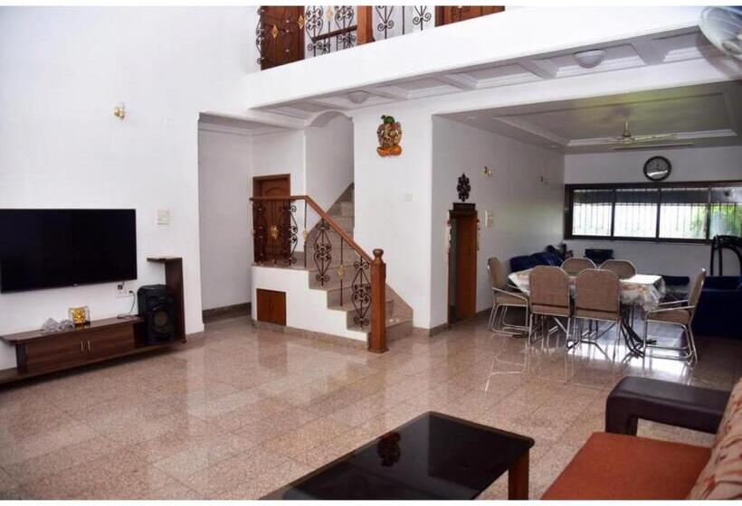 Farm Feels 4bhk