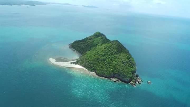Lung Pod 9 Resort