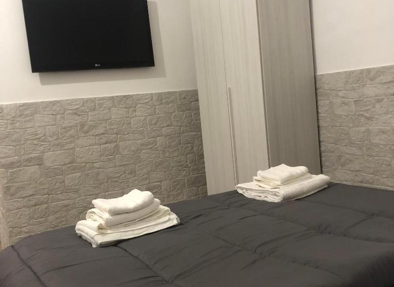 تختخواب و صبحانه Scarparidd Home