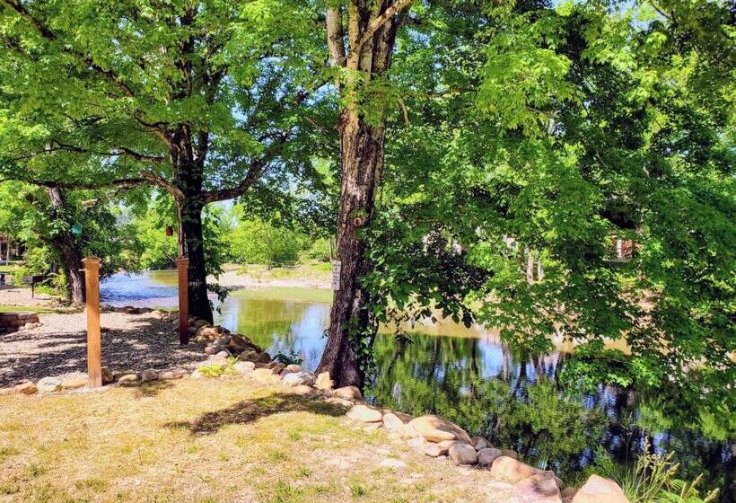 Hanky Panky 1 Bedroom On The River Pet Friendly With Fee Free Activity Tickets!