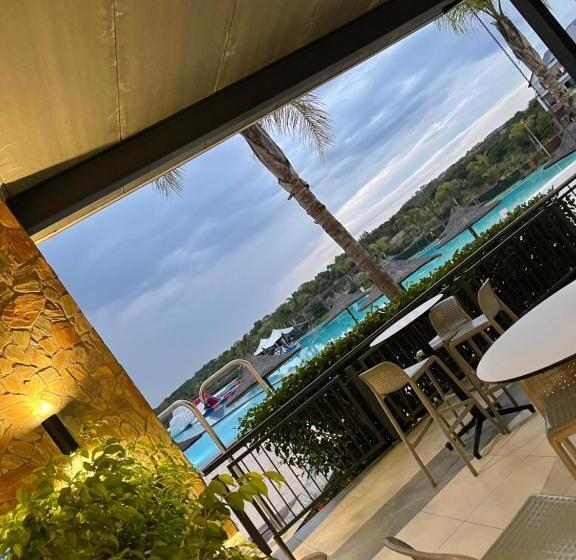 پانسیون The Blyde Crystal Lagoon Riverwalk Estate