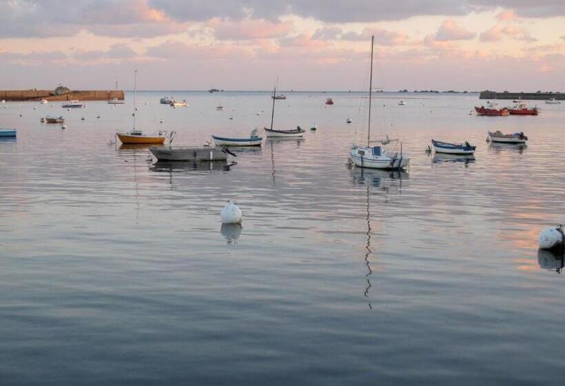 Maison Pour 5 à Kérity Les Pieds Dans L Eau