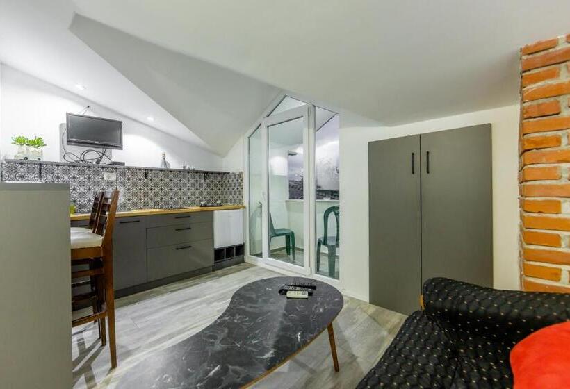 Apartments Lido