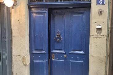 Appartement De 100m² Avec Parking